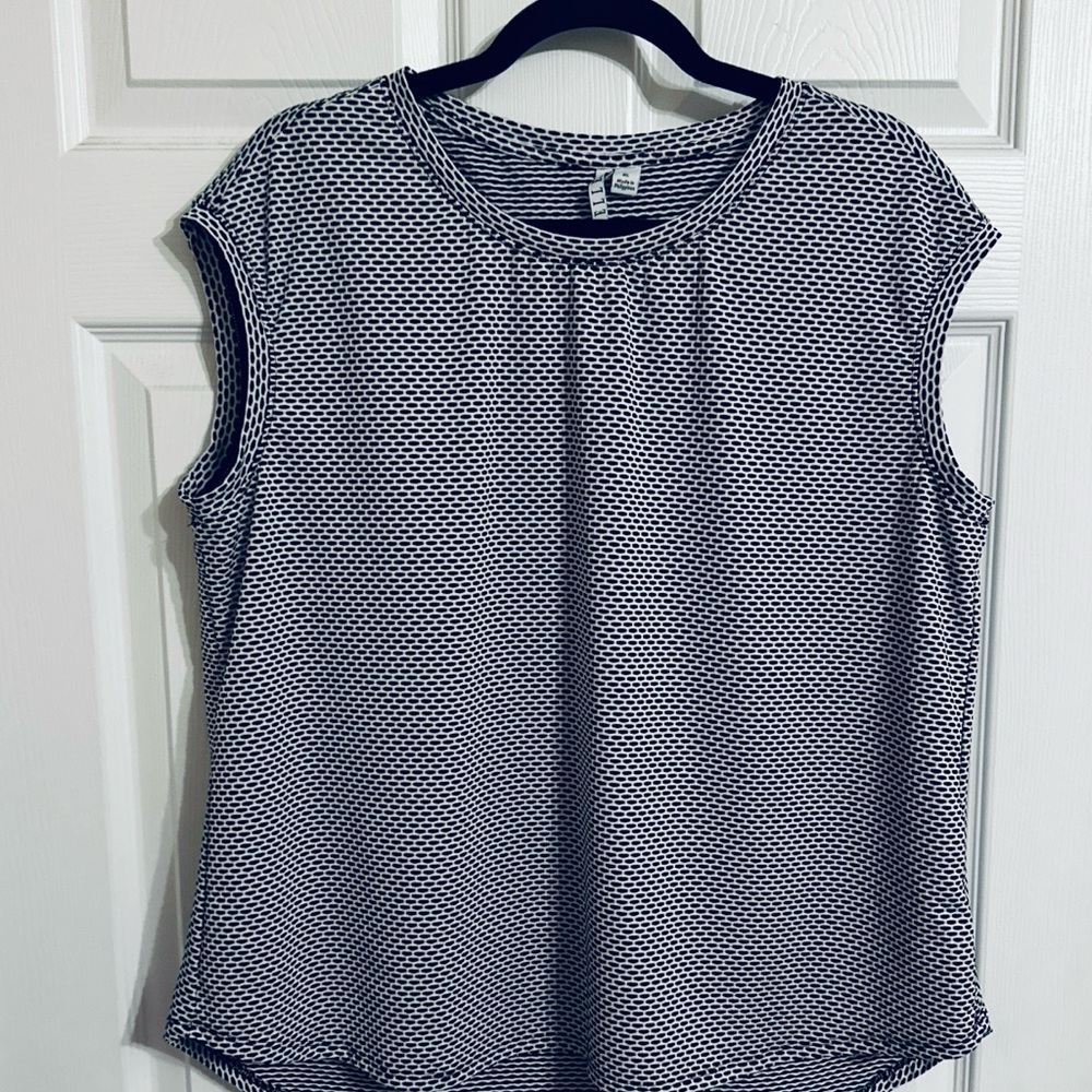Elle Monochrome Sleeveless Tank Top